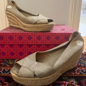 Tory Burch gold espadrille wedges size 7